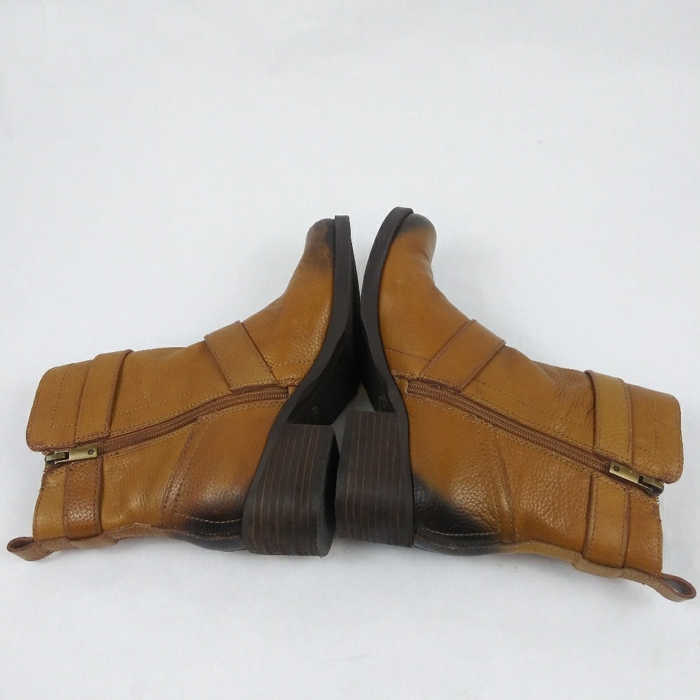 **SOLD SOLD**Lucky Brand Hanae Leather Distressd - Picture 3 of 8